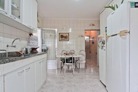 Casa para alugar com 250m², 3 quartos e 1 vaga Casa para alugar com 250m², 3 quartos e 1 vagaCozinha