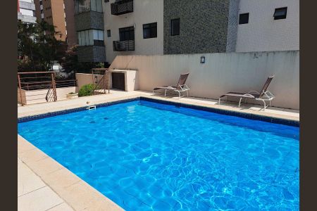 Apartamento para alugar com 130m², 3 quartos e 2 vagasÁrea Comum - Piscina