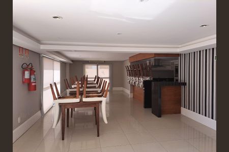 Apartamento para alugar com 130m², 3 quartos e 2 vagasÁrea Comum - Salão de Festas
