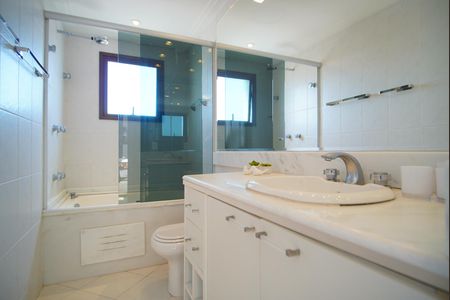 Apartamento para alugar com 130m², 3 quartos e 2 vagasBanheiro da Suíte 1