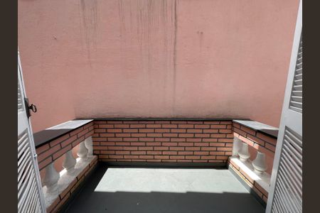 Casa à venda com 180m², 3 quartos e 3 vagasVaranda do Quarto 2