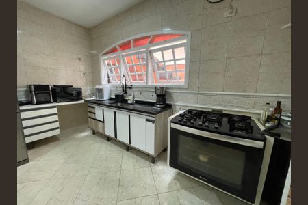 Casa à venda com 180m², 3 quartos e 3 vagasCozinha