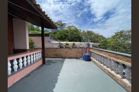 Casa à venda com 180m², 3 quartos e 3 vagasVaranda do Quarto 1