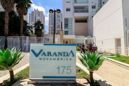 Apartamento para alugar com 80m², 2 quartos e 2 vagasFachada