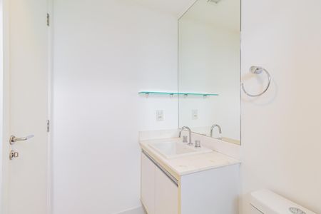 Apartamento para alugar com 80m², 2 quartos e 2 vagasBanheiro