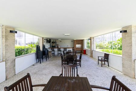 Apartamento para alugar com 80m², 2 quartos e 2 vagasÁrea comum - Churrasqueira