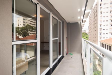 Studio para alugar com 34m², 1 quarto e 1 vaga Studio para alugar com 34m², 1 quarto e 1 vagaVaranda