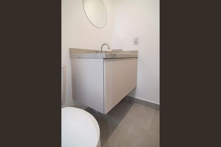 Studio para alugar com 34m², 1 quarto e 1 vaga Studio para alugar com 34m², 1 quarto e 1 vagaBanheiro
