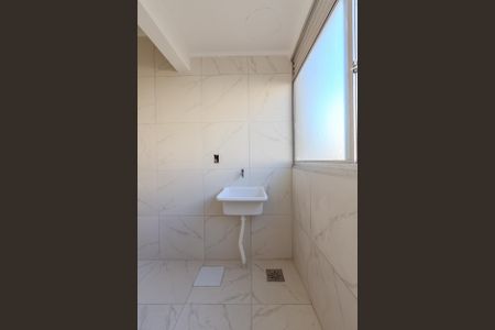 Apartamento à venda com 58m², 2 quartos e 1 vaga Apartamento à venda com 58m², 2 quartos e 1 vagaCozinha e Área de Serviço