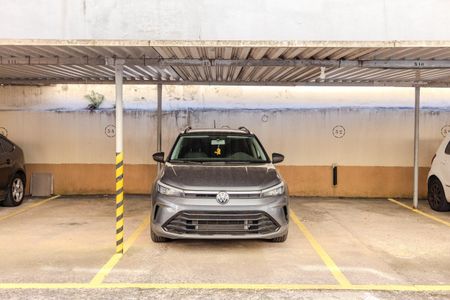 Apartamento à venda com 58m², 2 quartos e 1 vaga Apartamento à venda com 58m², 2 quartos e 1 vagaGaragem