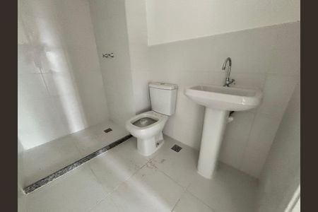 Apartamento à venda com 98m², 3 quartos e 1 vaga Apartamento à venda com 98m², 3 quartos e 1 vagaBanheiro