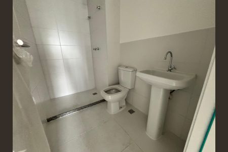 Apartamento à venda com 98m², 3 quartos e 1 vaga Apartamento à venda com 98m², 3 quartos e 1 vagaBanheiro do Quarto 3