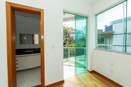 Apartamento para alugar com 110m², 3 quartos e 2 vagas Apartamento para alugar com 110m², 3 quartos e 2 vagasQUARTO1