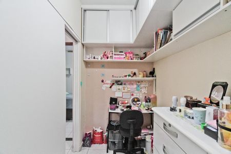 Casa à venda com 230m², 3 quartos e 2 vagas