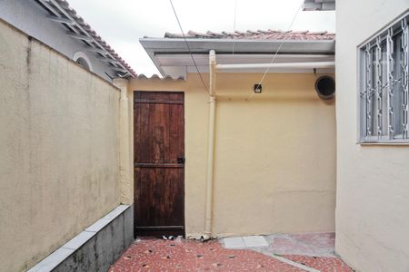 Casa à venda com 230m², 3 quartos e 2 vagas