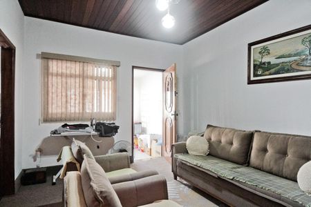 Casa para alugar com 4 quartos, 230m² em Vila Ester (zona Norte), São Paulo