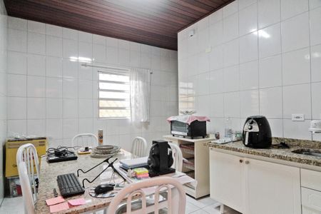 Casa à venda com 230m², 3 quartos e 2 vagas