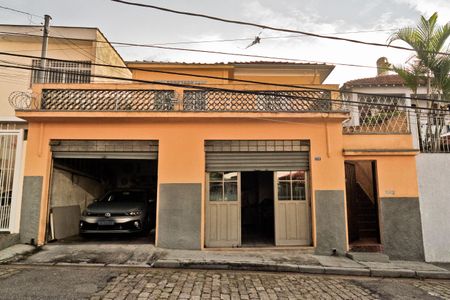 Casa à venda com 230m², 3 quartos e 2 vagas