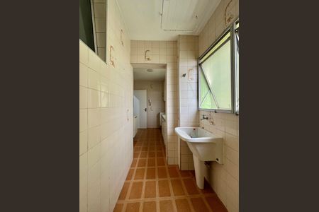 Apartamento à venda com 66m², 2 quartos e 1 vagaÁrea de Serviço