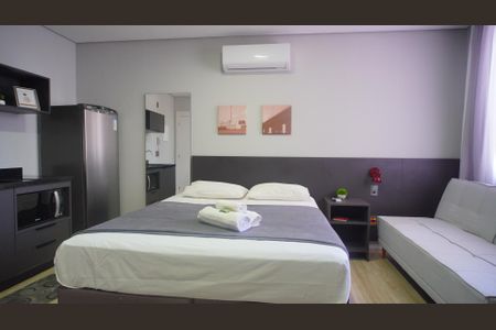 Studio para alugar com 25m², 1 quarto e sem vaga Studio para alugar com 25m², 1 quarto e sem vagaKitnet