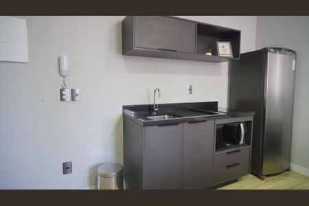Studio para alugar com 25m², 1 quarto e sem vaga Studio para alugar com 25m², 1 quarto e sem vagaKitnet