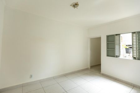 Quarto 2 de casa para alugar com 2 quartos, 70m² em Jardim Brasil, Campinas
