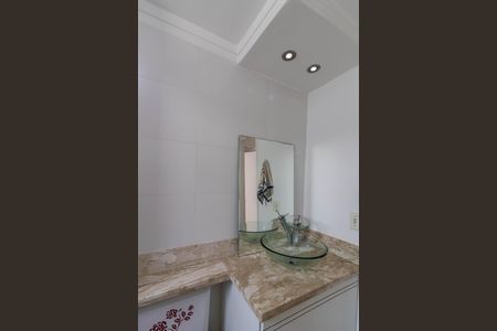 Apartamento à venda com 55m², 2 quartos e 1 vagaBanheiro 