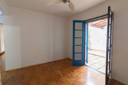 Casa para alugar com 317m², 4 quartos e 2 vagasQuarto 3 - Suíte