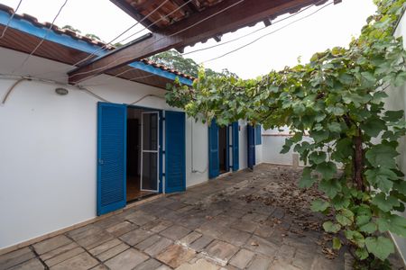 Casa para alugar com 317m², 3 quartos e 3 vagasÁrea de Serviço - Quintal