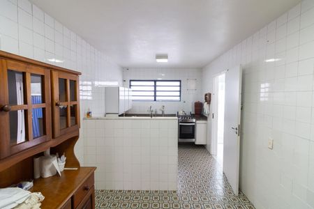 Casa para alugar com 317m², 4 quartos e 2 vagasCozinha