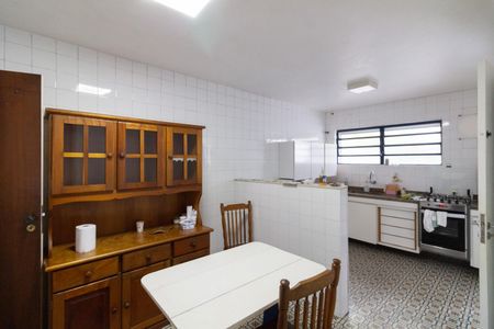 Casa para alugar com 317m², 3 quartos e 3 vagasCozinha