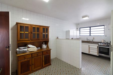 Casa para alugar com 317m², 4 quartos e 2 vagasCozinha