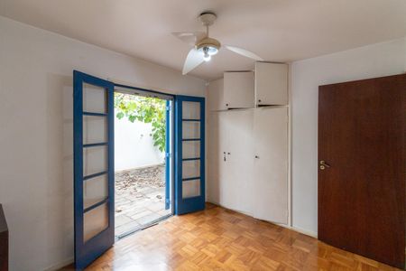 Quarto 1 de casa para alugar com 3 quartos, 317m² em Parque Continental, São Paulo