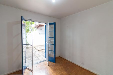 Casa para alugar com 317m², 3 quartos e 3 vagasQuarto 2