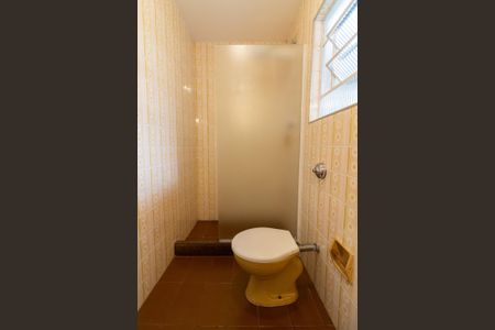 Casa para alugar com 317m², 4 quartos e 2 vagasBanheiro da edícula