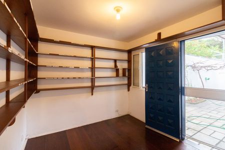 Casa para alugar com 317m², 4 quartos e 2 vagasEdícula