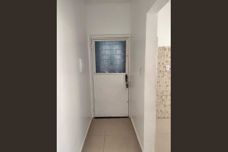 Corredor de apartamento para alugar com 1 quarto, 53m² em Rio Branco, Porto Alegre