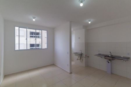 Sala de apartamento para alugar com 2 quartos, 35m² em Jardim Adutora, São Paulo