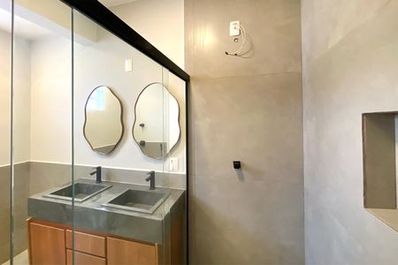 Apartamento à venda com 98m², 3 quartos e 1 vagaBanheiro da Suíte 1