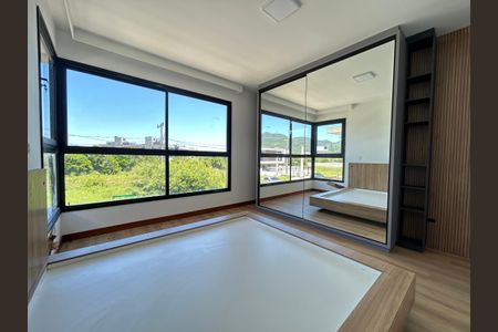 Casa para alugar com 160m², 3 quartos e 2 vagas Casa para alugar com 160m², 3 quartos e 2 vagasSuíte