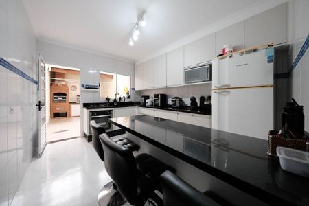 Casa à venda com 100m², 2 quartos e 2 vagasCozinha