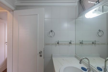 Apartamento para alugar com 73m², 2 quartos e 1 vagaBanheiro Corredor