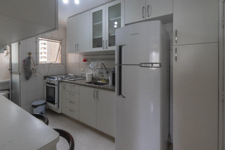Apartamento para alugar com 73m², 2 quartos e 1 vagaCozinha e Área de Serviço