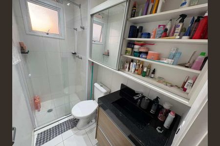 Banheiro de apartamento à venda com 2 quartos, 51m² em Centro, Diadema