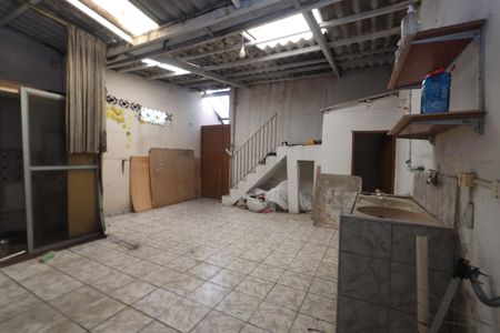 Casa para alugar com 50m², 1 quarto e 1 vagaLavanderia e Quintal