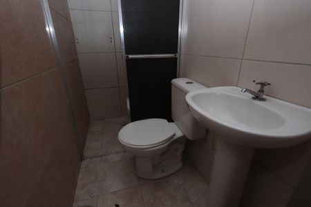 Banheiro de casa para alugar com 1 quarto, 50m² em Cidade São Mateus, São Paulo