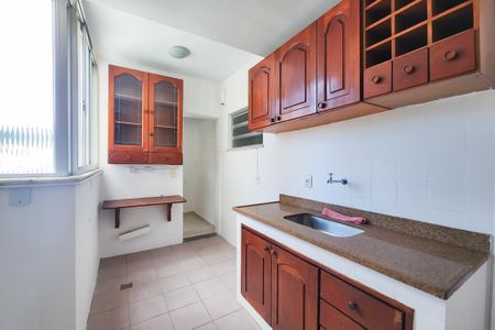 Apartamento à venda com 62m², 2 quartos e 1 vaga Apartamento à venda com 62m², 2 quartos e 1 vagaCozinha