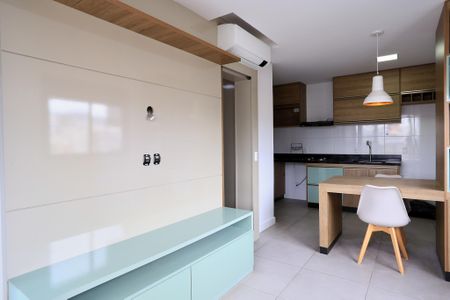 Sala de apartamento para alugar com 1 quarto, 51m² em Santa Efigênia, Belo Horizonte