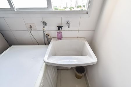 Apartamento para alugar com 137m², 3 quartos e 2 vagasÁrea de serviço