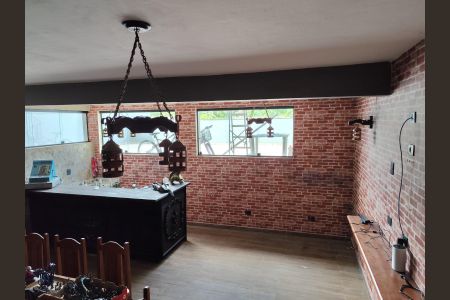 Sala de casa para alugar com 3 quartos, 400m² em Horto Florestal, São Paulo